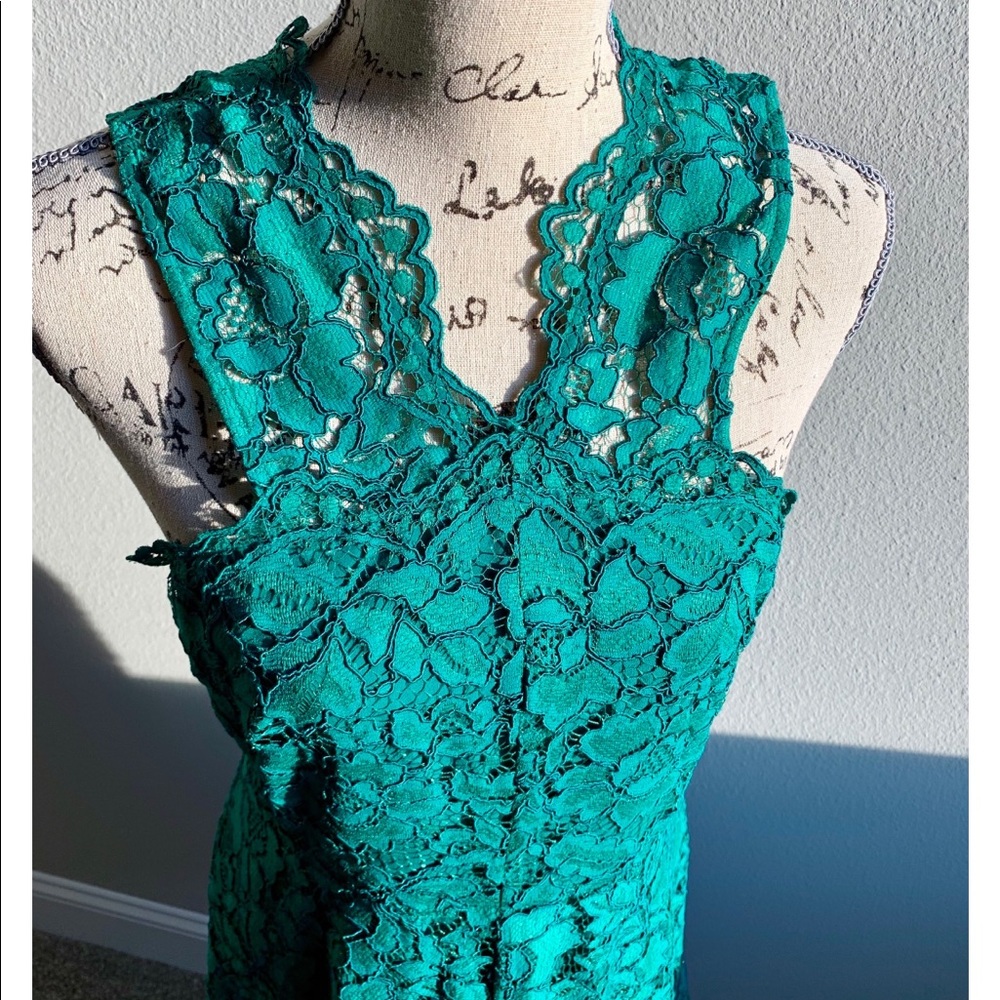 💚 Sandro Paris lace dress. Size Large